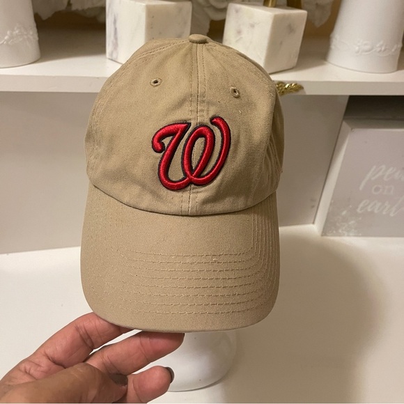 Classic Washington Nationals '47 Brand
Franchise Fitted Hat Size one size - Picture 1 of 12